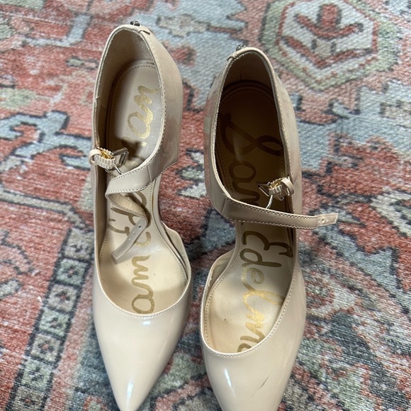 Nude heels - Picture 2 of 4